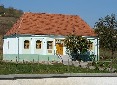 Click to enlarge image csaladi otthon-II-(a).JPG